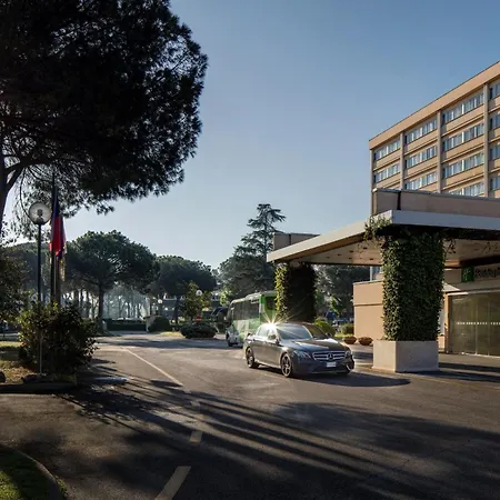 Holiday Inn Rome - Eur Parco Dei Medici, an IHG Hotel-3