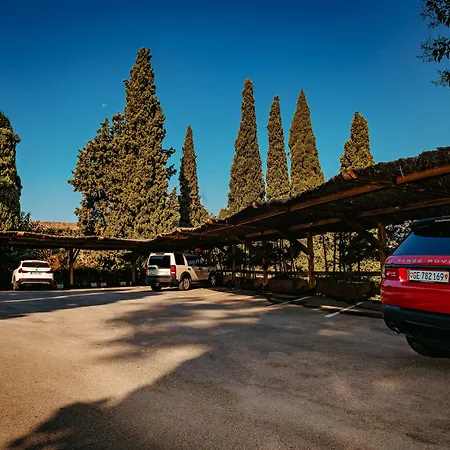 Rigat Park & Spa Hotel-3