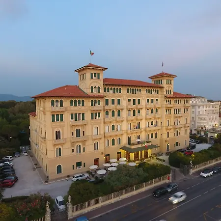 Grand Hotel Royal-2