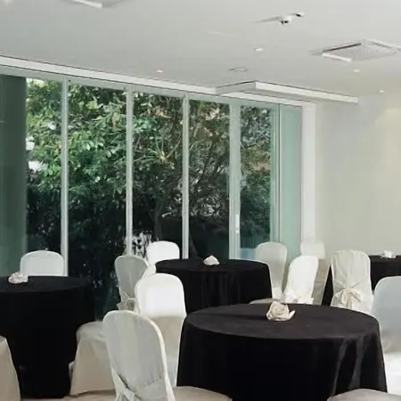 M Glamour Hotel-2