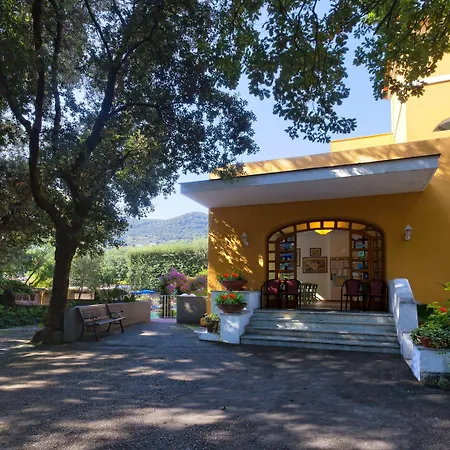 Hotel Cleopatra-2