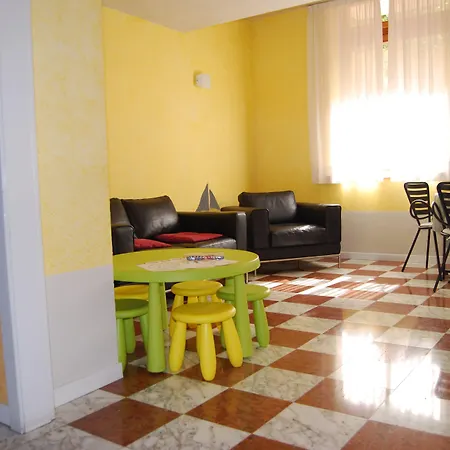 Hotel Diana-2