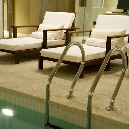 Awwa Suites & Spa-3