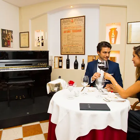 Hotel Rossini-2