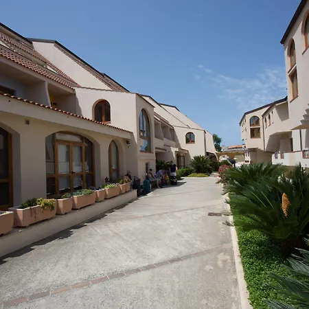 Tropis Hotel-3