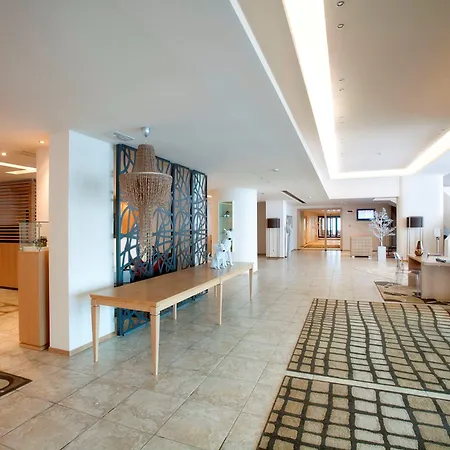 Grand Hotel Paradiso-3