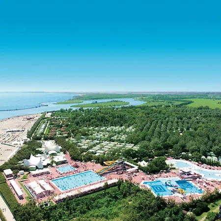 Isamar Holiday Village-3