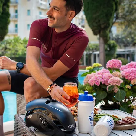 Raffy Family & Bike Hotel-3