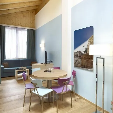 Color Home Suite Apartments-2