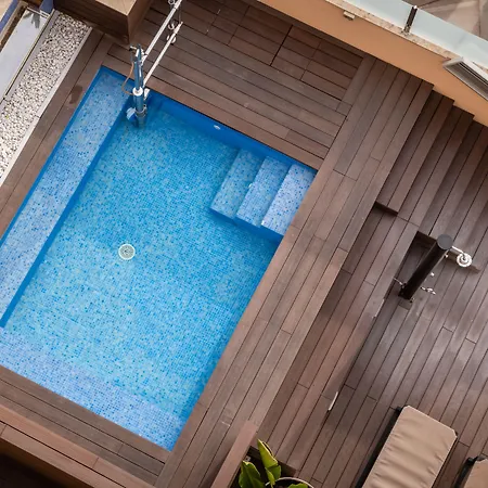 Arya Stadium Hotel-3