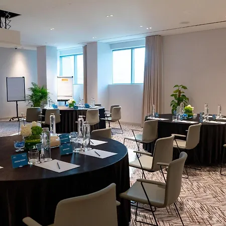 Staybridge Suites Dubai Internet City By Ihg-2