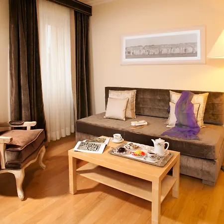 Hotel Piccolo Borgo-3