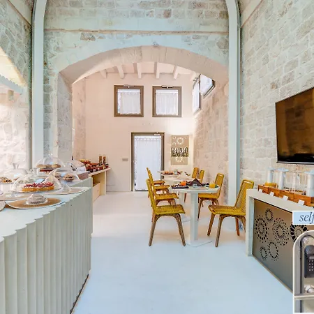 Palazzo Vico Bianco Raro Villas Homes Collection-3