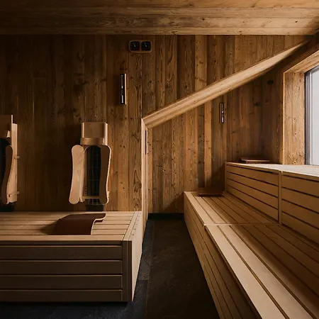 Dolomites Wellness Hotel Savoy-3