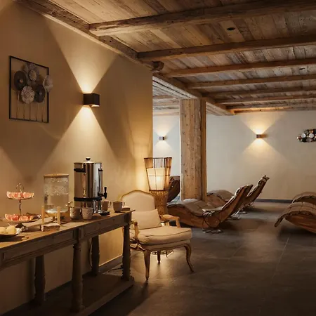 Laguscei Dolomites Mountain Hotel-2