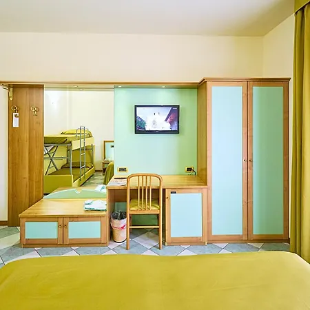 Hotel Villa Elena-3