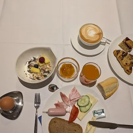 Hotel Alpenblick-3