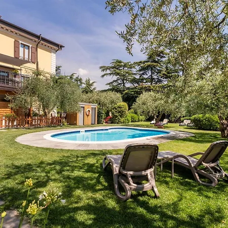 Residence Villa degli Aranci-3