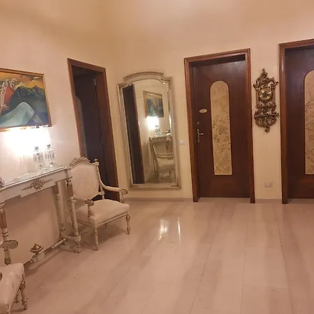Dimora Charleston Lecce parcheggio privato in loco gratis-2