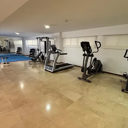 Hotel Los Robles-3