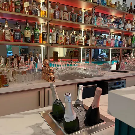 Green Park Hotel-2