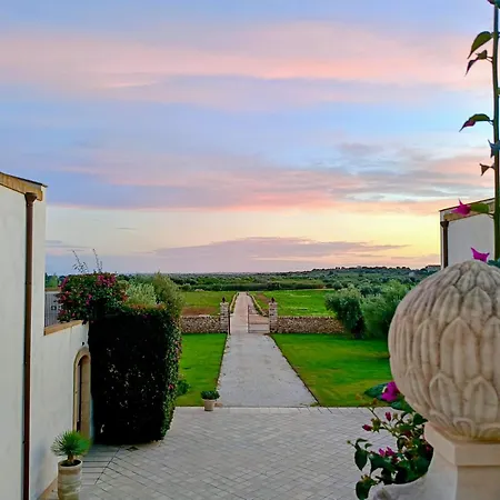 Casa Vendicari Boutique Hotel-3
