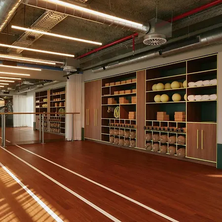 The Social Hub Barcelona Poblenou-3
