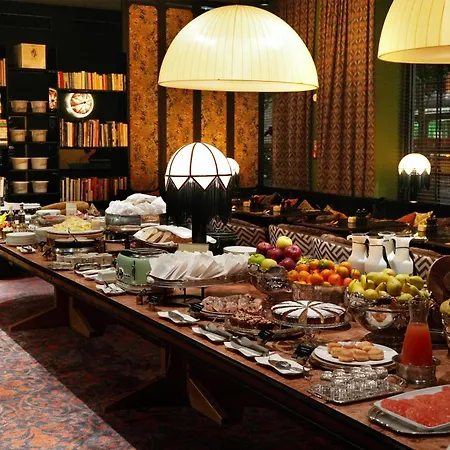 Radisson Collection Hotel, Santa Sofia Milan-3