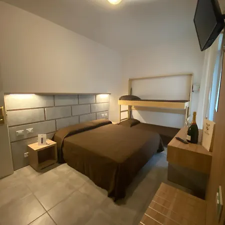 CASA MAJOR Hotel&Appartamenti CERVIA-3