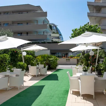 Hotel Sanremo-2