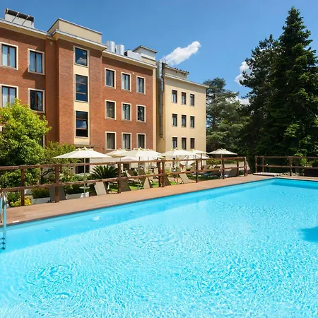 Occidental Aurelia-2