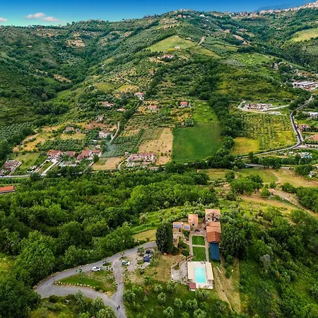Le Querce Farmhouse-3