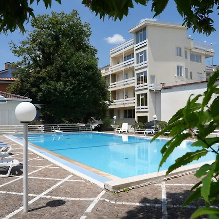 Mondial Park Hotel-3