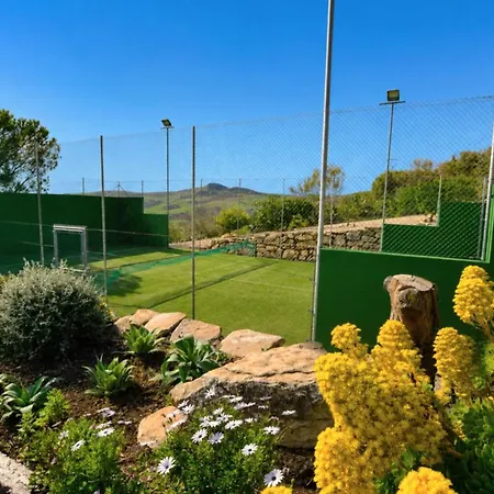 Family-friendly villa with pool&padel court near El Torcal de Antequera-2