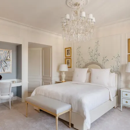 Four Seasons Hotel George V Paris-2