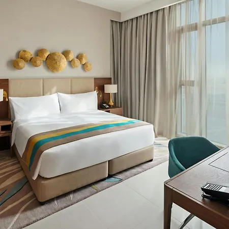 Holiday Inn Dubai Al-Maktoum Airport By Ihg-3