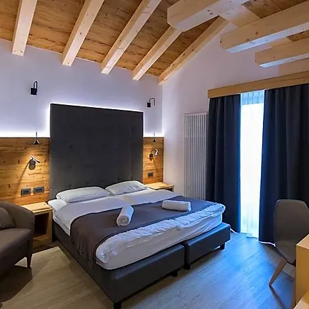 Arnica Mountain Hotel-2