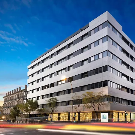 Melia Madrid Serrano-2