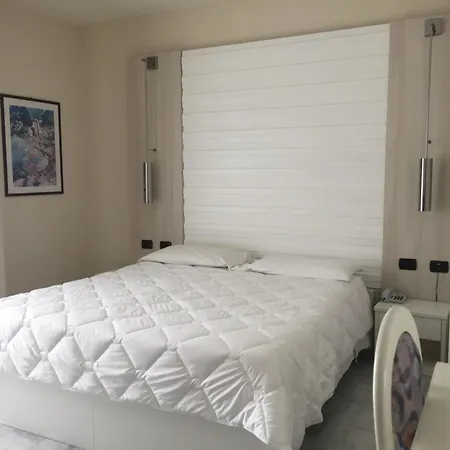 Hotel Consuelo-2