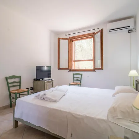 Residence Hotel Monte Ricciu Nuova Gestione-3