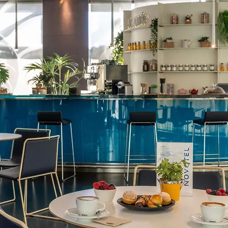Novotel Barcelona City-3