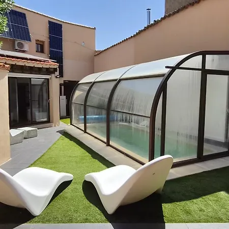 CASA ERNESTO Piscina Climatizada, porche y garaje-2