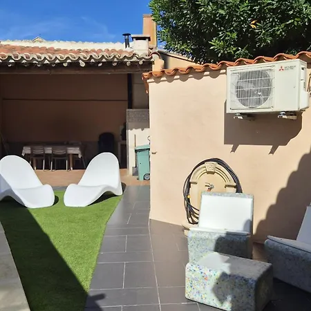 CASA ERNESTO Piscina Climatizada, porche y garaje-3