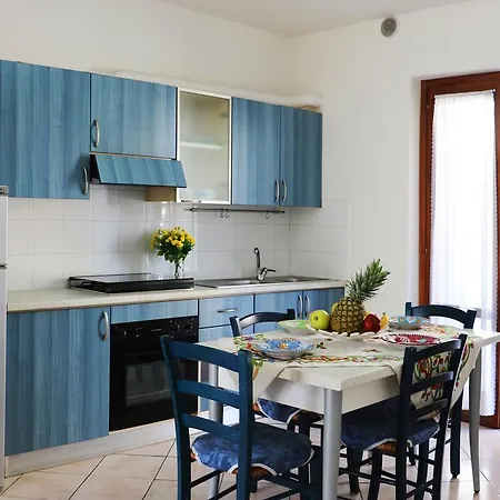 Residence Acquamarina-2
