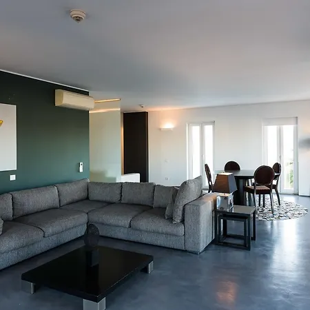Apartments Pateo - Lisbon Lounge Suites-2