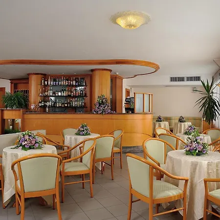 Hotel Helios-2