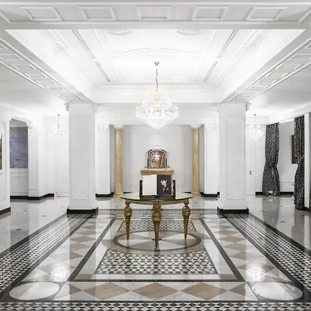Grand Hotel Trieste & Victoria - Contemporary Thermal Luxury Spa-3
