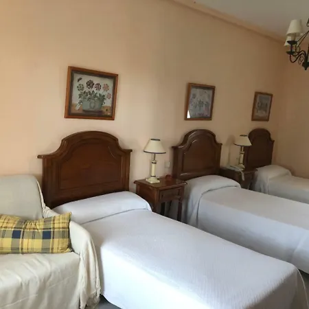 Hostal Las Paneras-3