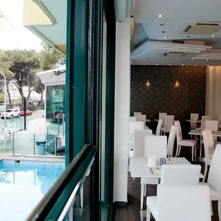 Hotel Montecarlo - Hotel Vista Mare con Piscina&Area Fitness-3