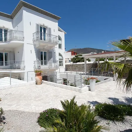Odysseus Hotel-3